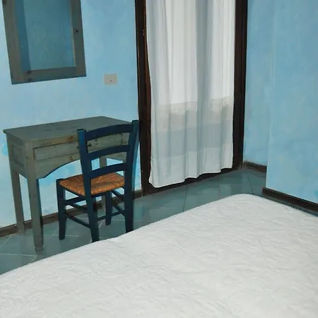 Hotel Principessa De Navarra *