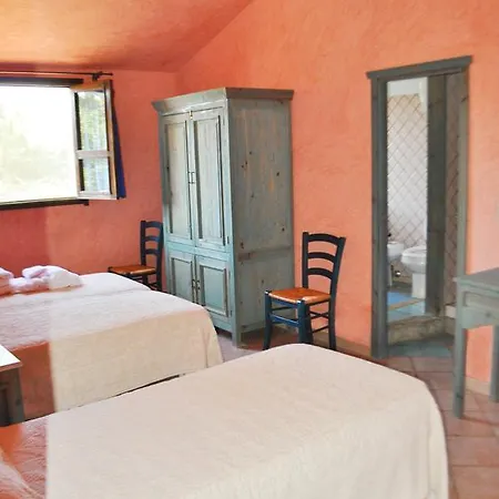 Hotel Principessa De Navarra *